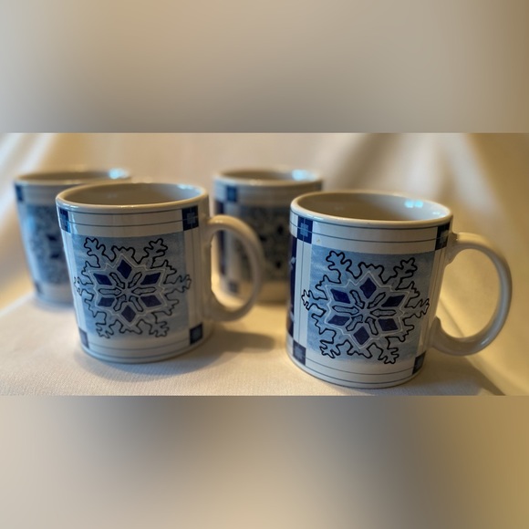SAKURA WINTER FROST LARGE COFFEE MUGS Set of 4 SNOWFLAKE BLUE & WHITE Mugs - Picture 3 of 7
